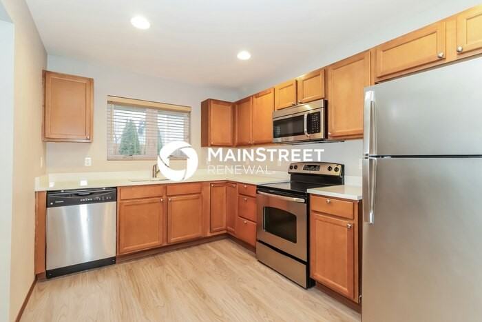 1424 202nd Street Ct E - Photo 6 of 17