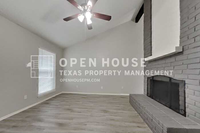 4810 Ingleside Ct - Photo 6 of 29