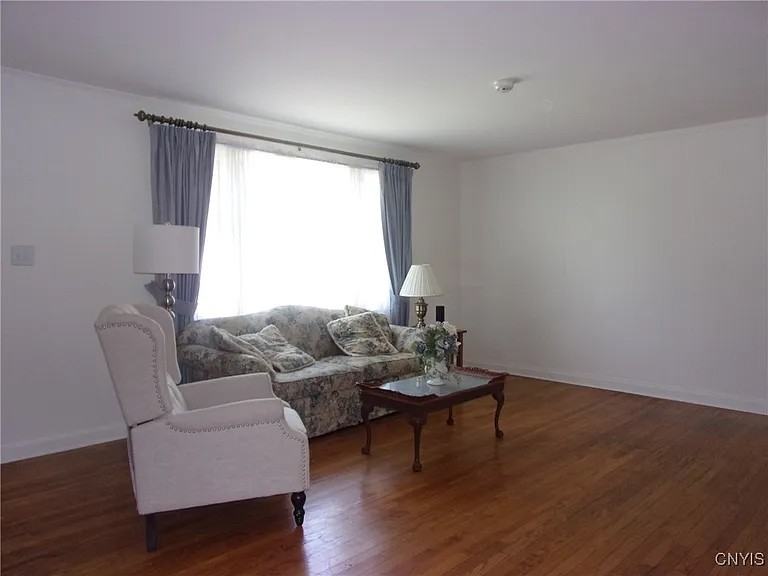 223 West Molloy Road - Photo 3 of 25