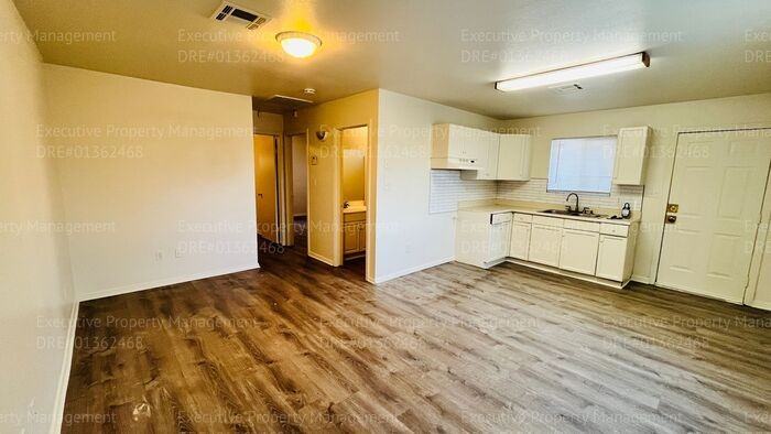 1142 8th Pl #1140 - Photo 2 of 22