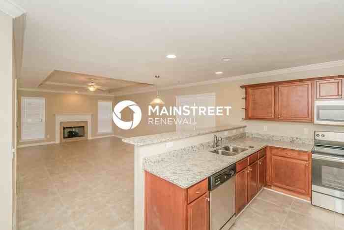 4252 Fieldstone Way - Photo 2 of 15