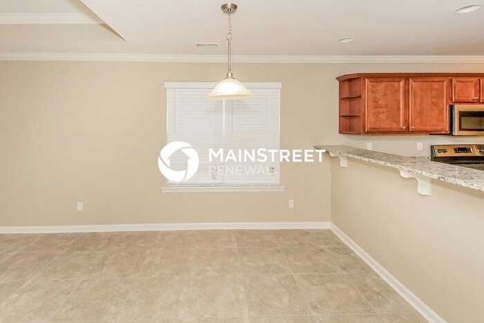 4252 Fieldstone Way - Photo 4 of 15