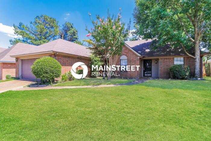 8257 River Creek Cv - Photo 2 of 15