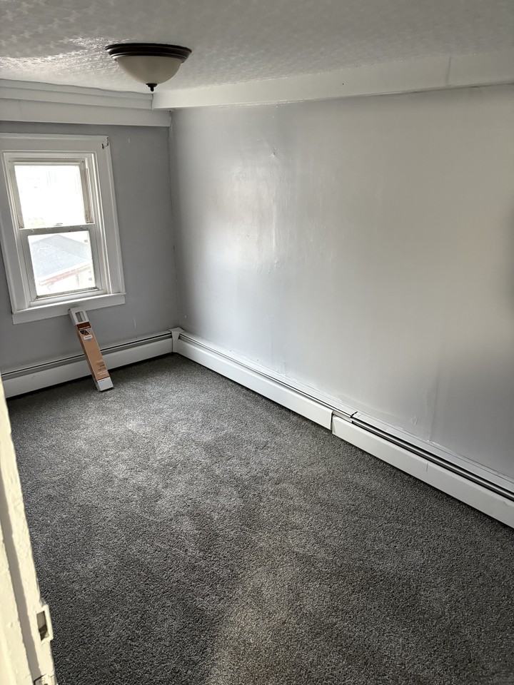 192 192-194 South Main Street - 194 A #194A - Photo 7 of 12