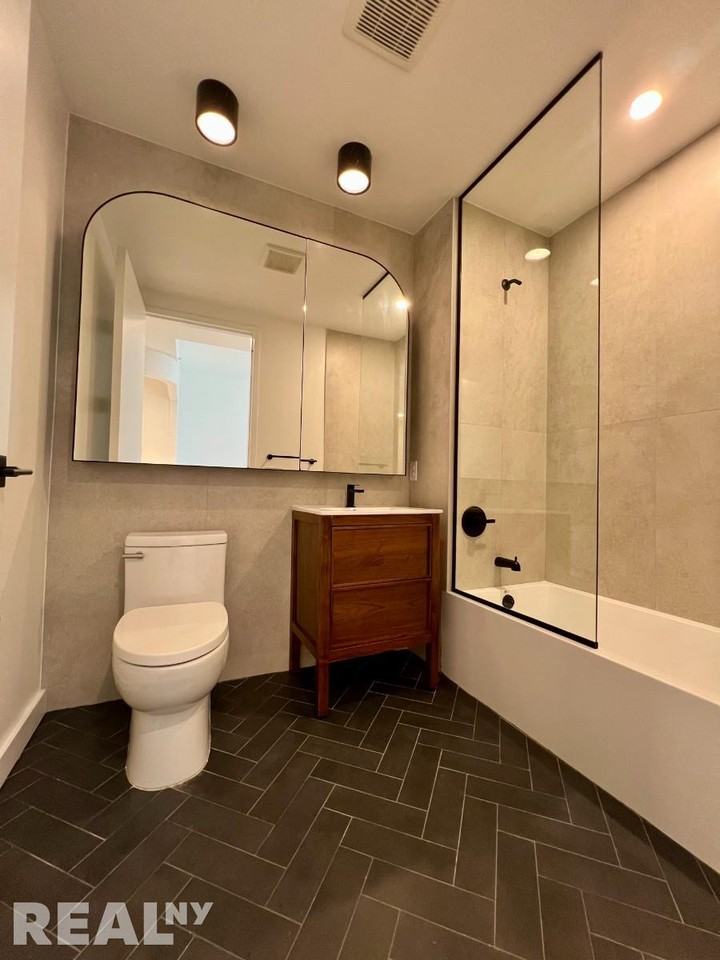 Dean Street #317 - Photo 5 of 13