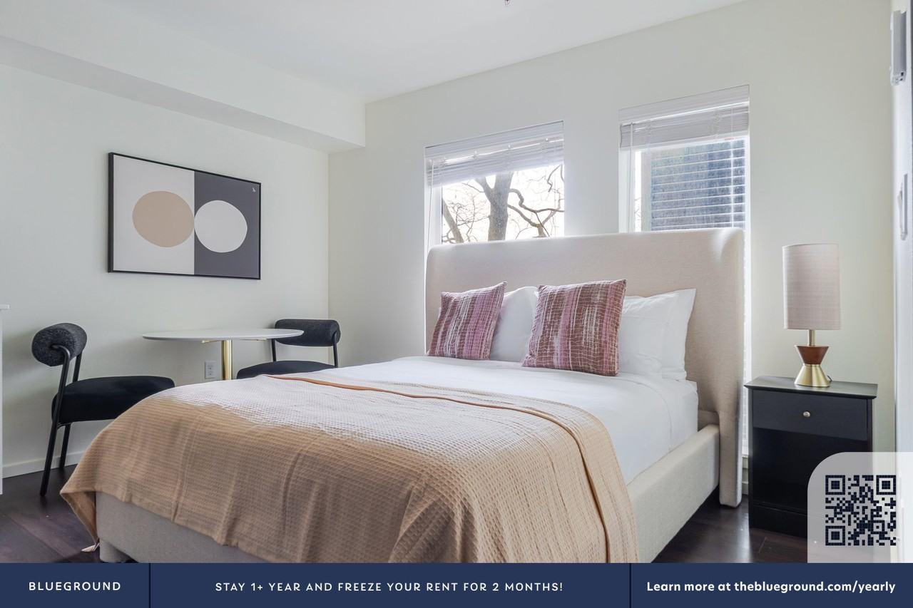 5001 Brooklyn Ave Ne #918 - Photo 7 of 20