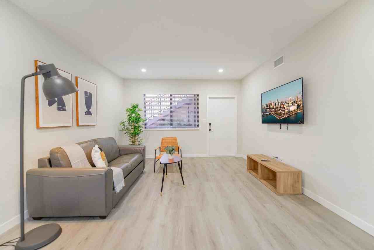 700 Southwest 11th Avenue #1022465P - Photo 2 of 14