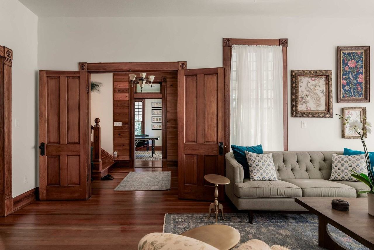 1116 W 10th St #1292407P - Photo 4 of 50