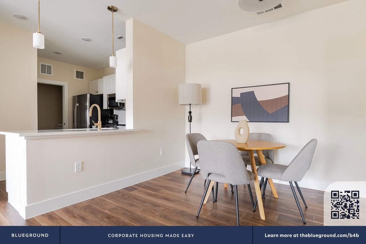 1501 West Howard Lane - Photo 6 of 46