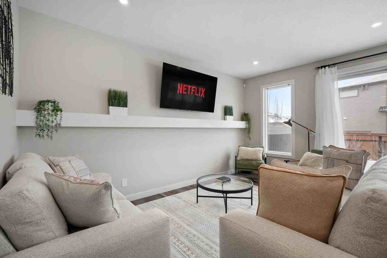 144 Wolf Hollow Cres Se #1314522P - Photo 5 of 50