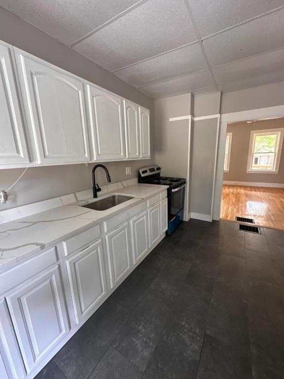 2 D Street - Photo 2 of 14