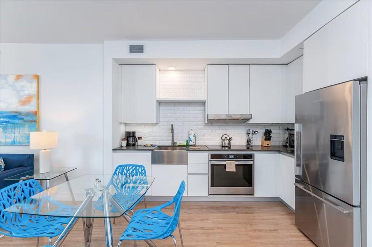 460 Nw 5th St #1343784P - Photo 3 of 25