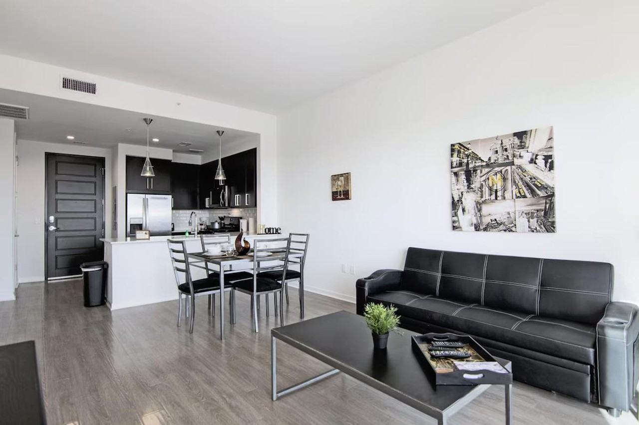 2022 Holcombe Boulevard #1359157P - Photo 2 of 24