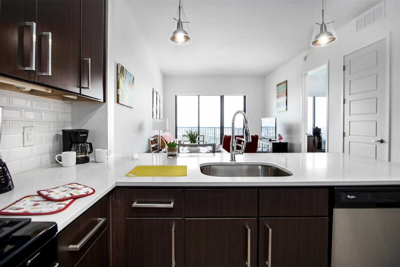 1905 Holcombe Boulevard #1359160P - Photo 3 of 11