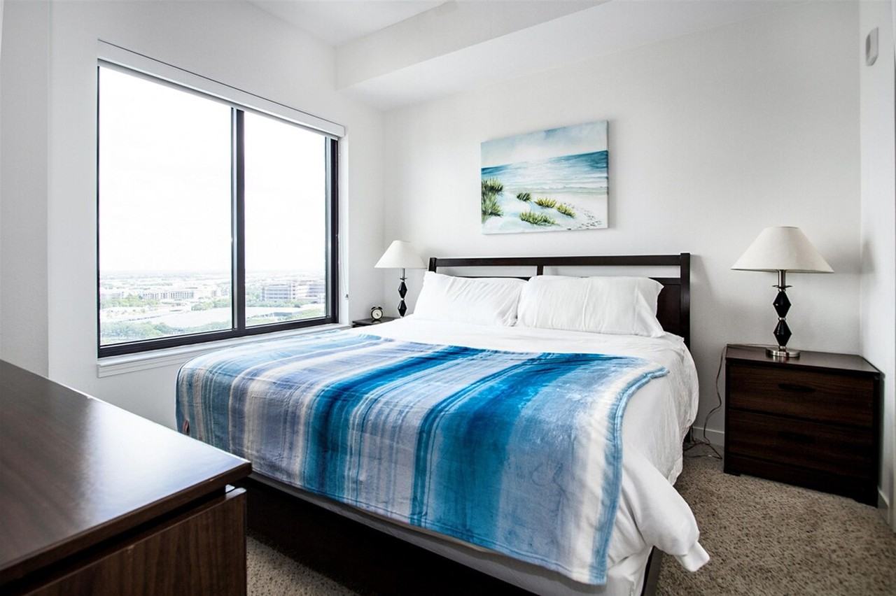 1905 Holcombe Boulevard #1359160P - Photo 7 of 11