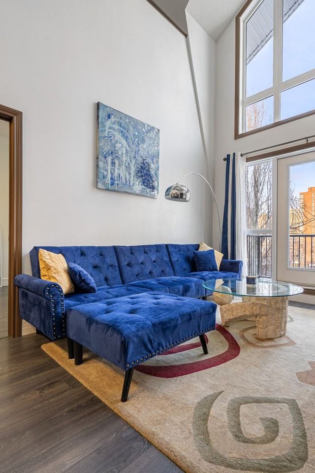 138 18 Avenue SE #1314536P - Photo 4 of 38