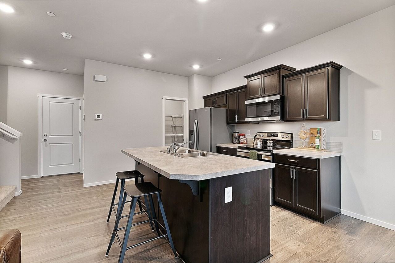 10816 185th St E #1365866P - Photo 7 of 28