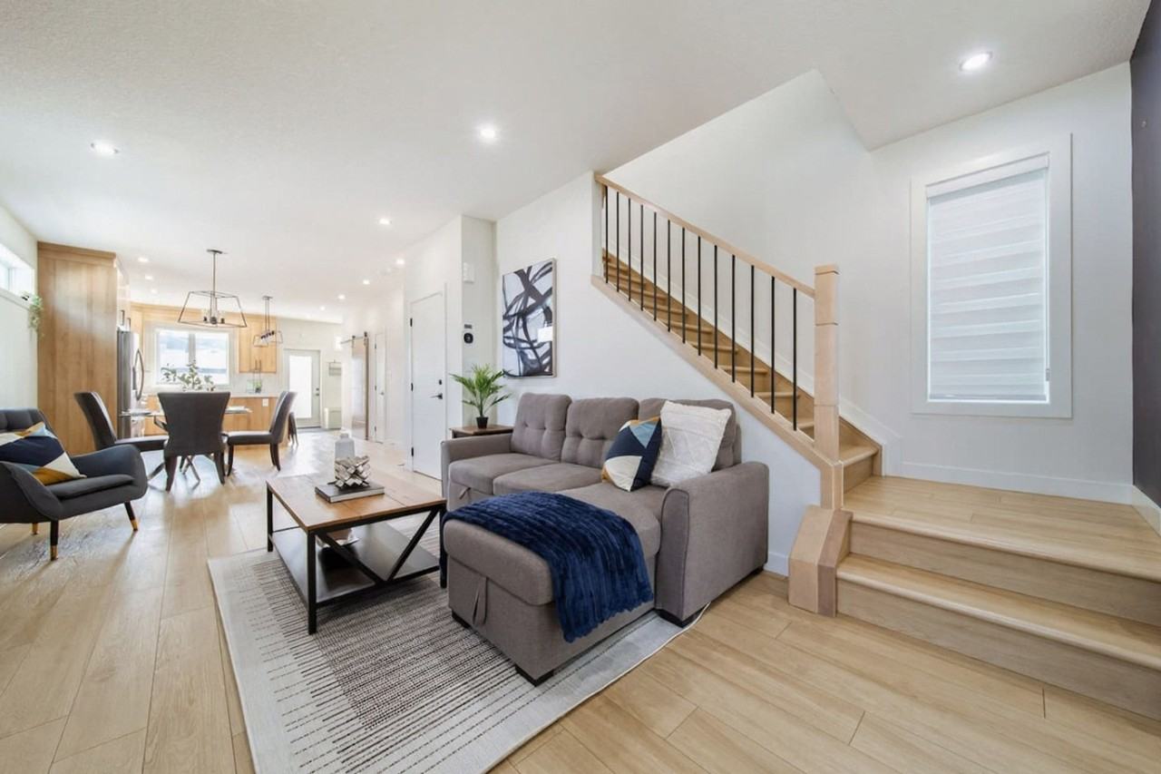 9539 150 Street Northwest - Photo 3 of 50