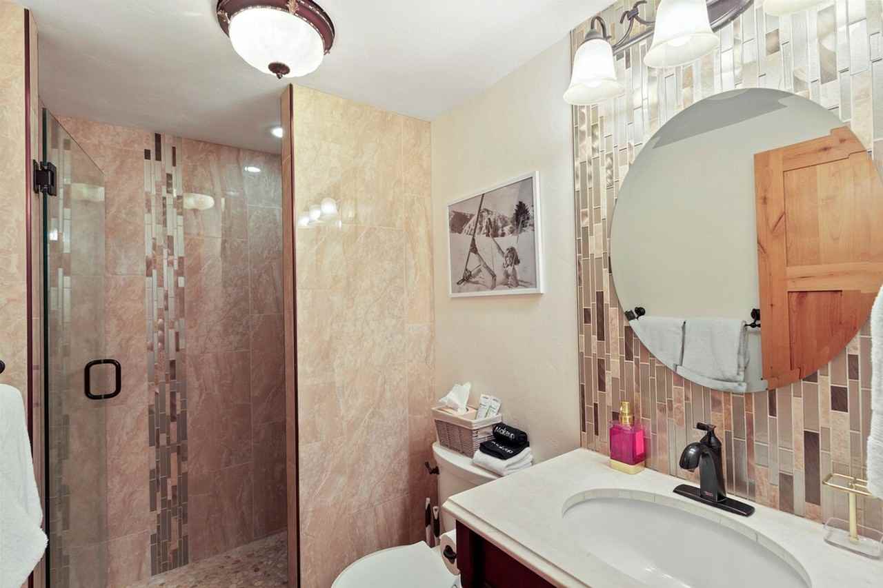 421 S Main St #1352701P - Photo 3 of 29