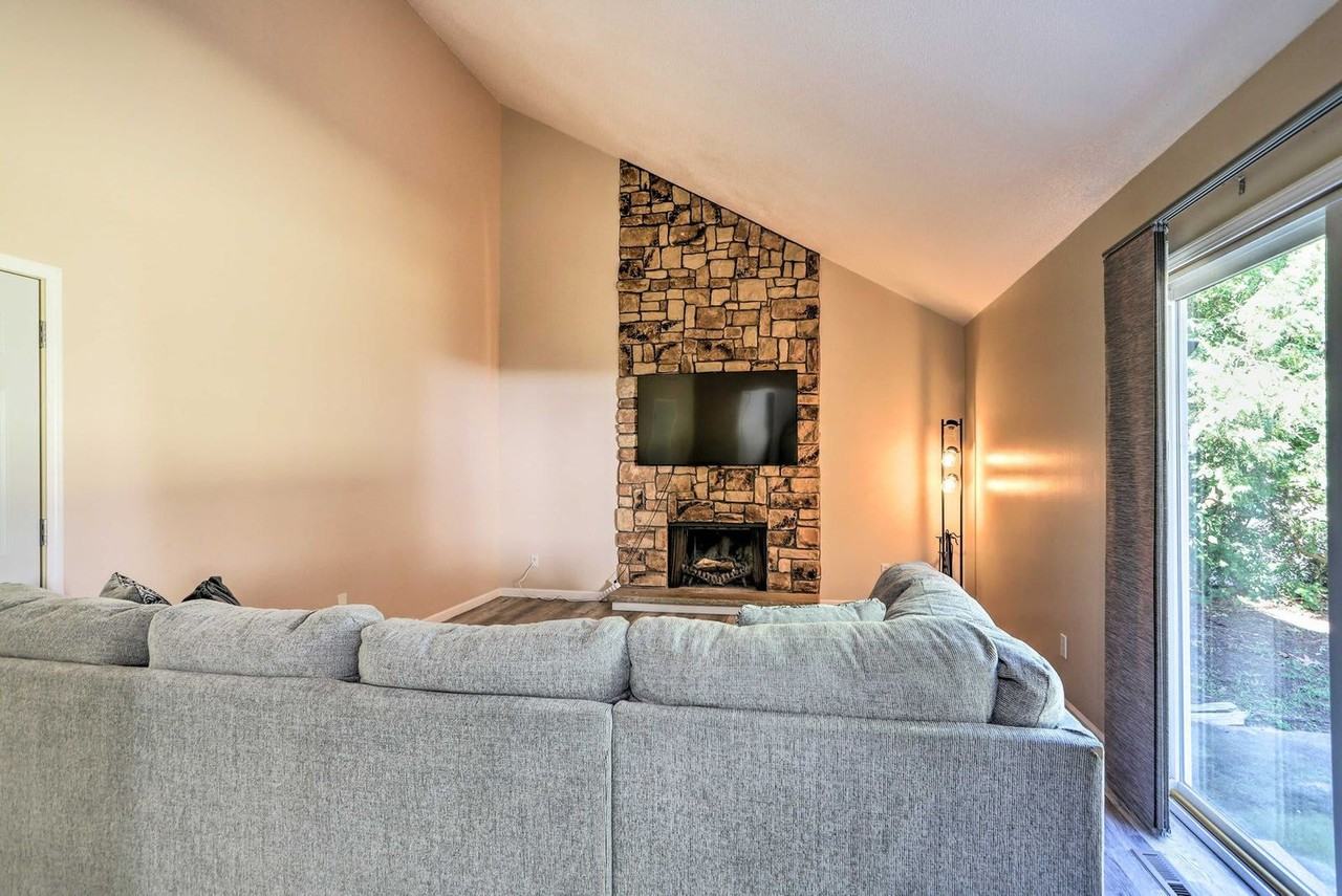 6834 Woodmeadow Dr #1287554P - Photo 2 of 25