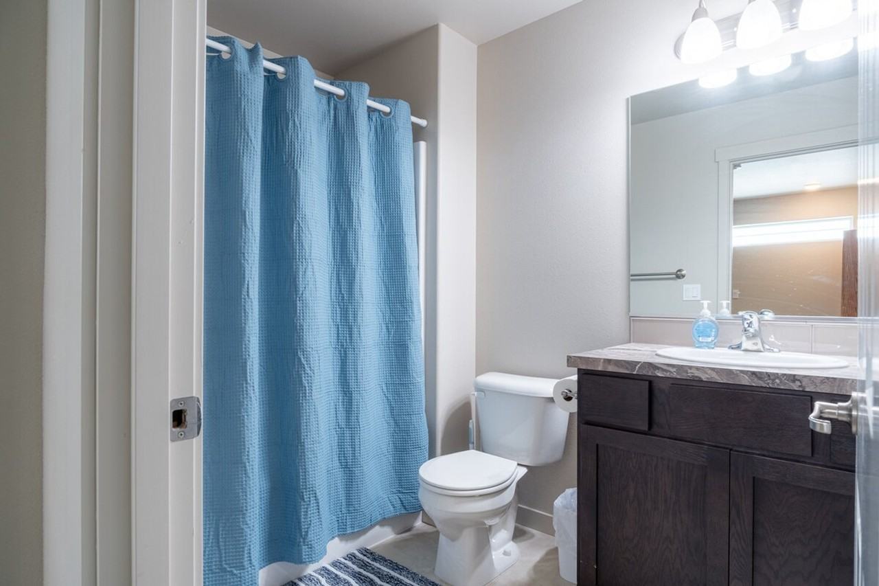 5706 West 1st Place #1324034P - Photo 6 of 39