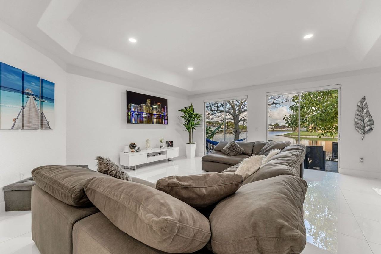 1205 Sw 146th Ct #1366619P - Photo 2 of 50