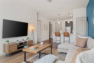 711 West Broadway Road - Photo 1 of 1