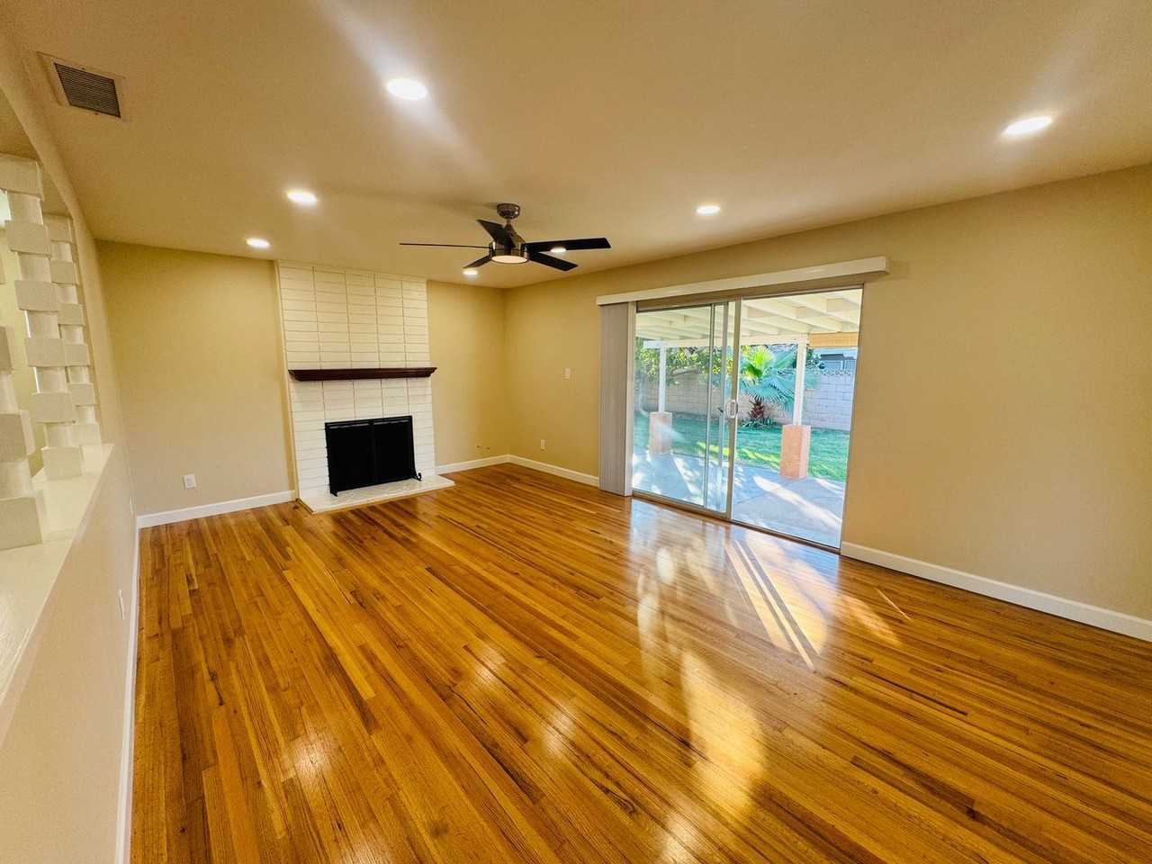 393 Rowland Avenue - Photo 4 of 10