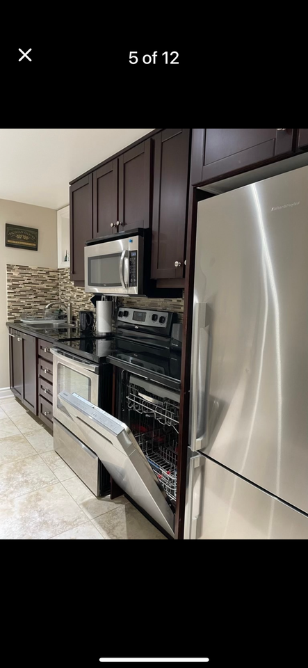 408 Saint Clements Avenue - Photo 5 of 6