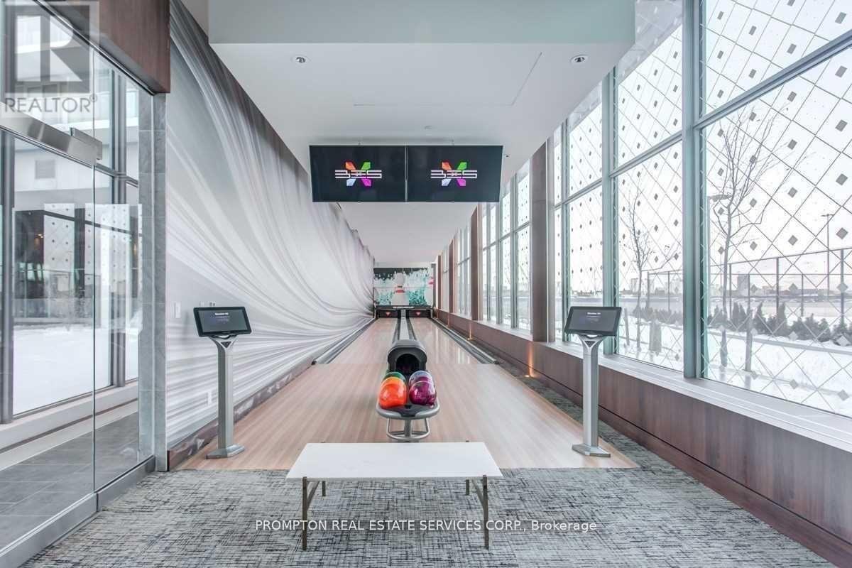 115 McMahon Drive #1611 - Photo 7 of 30