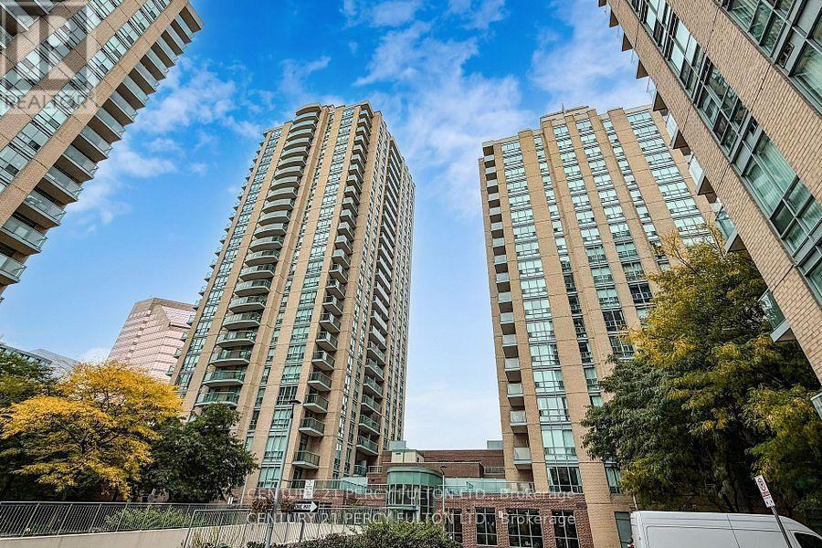 22 Olive Avenue #2606 - Photo 3 of 43