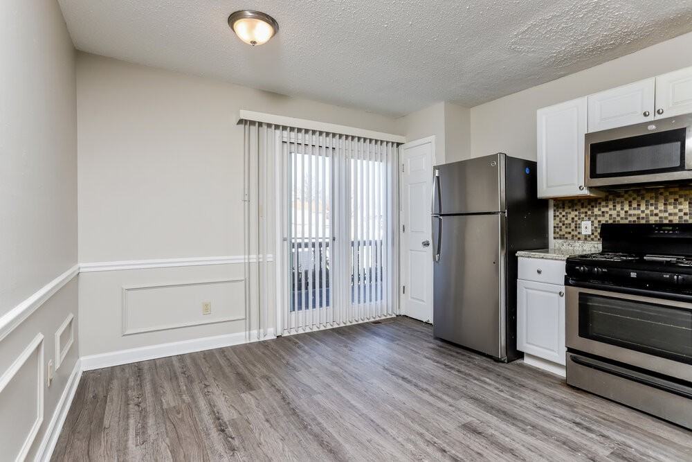 1253 Advance Dr - Photo 6 of 24