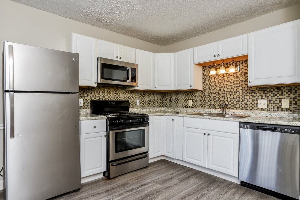 1253 Advance Dr - Photo 7 of 24