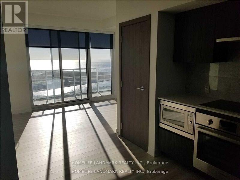 17 Bathurst Street #3816 - Photo 5 of 8