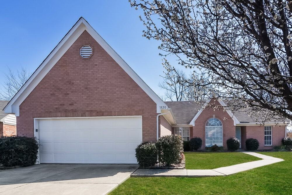 1820 Mary Payton Cove