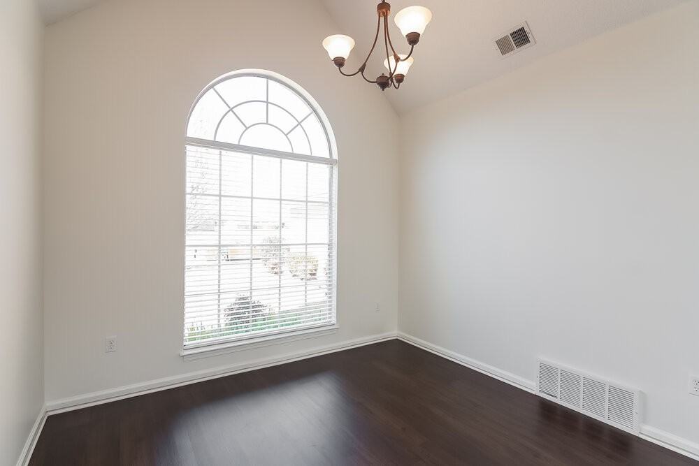 1820 Mary Payton Cove - Photo 3 of 14