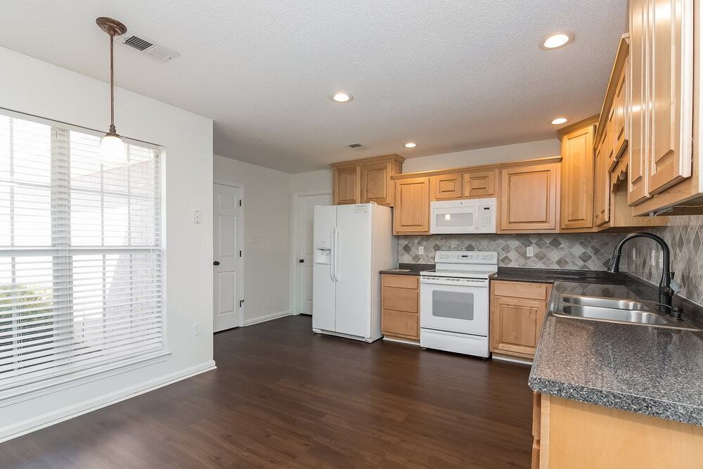 1820 Mary Payton Cove - Photo 5 of 14