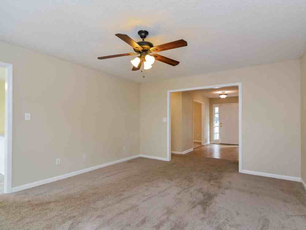 3626 Spring Meadow Ct - Photo 3 of 15