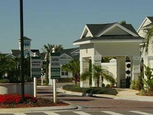 417 Southern Pecan Circle