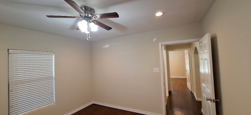 7832 Elvera St - Photo 6 of 23