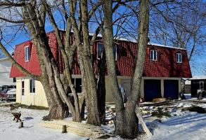 featured image of 19 Lloyd Drive