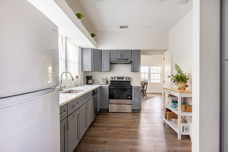 1023 East Broad Street - Photo 6 of 11