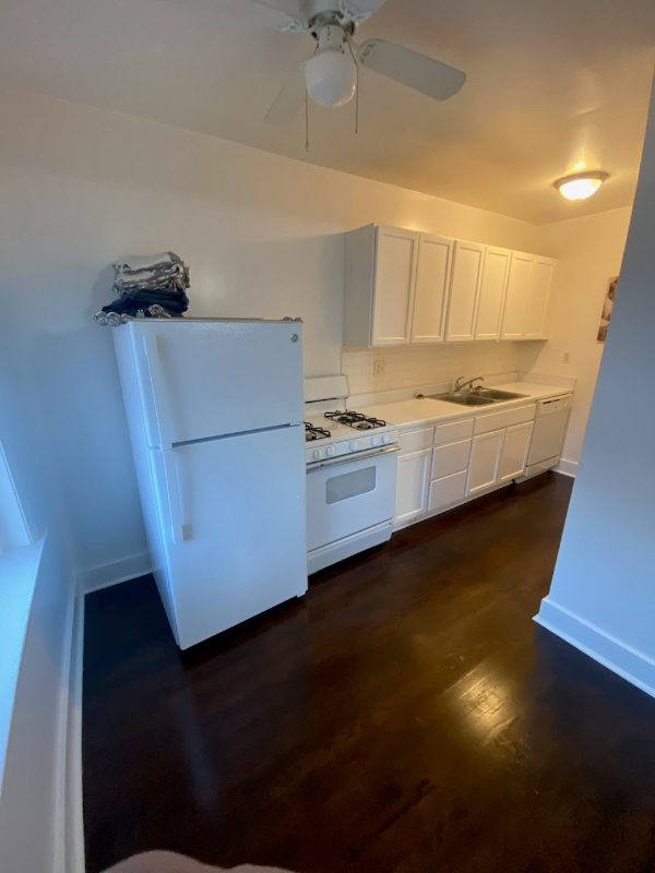 3636 Southwest Trafficway #101