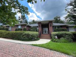 featured image of 5955 Hermitage Drive #5955