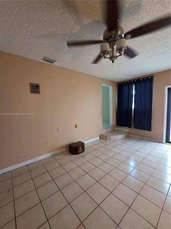 12220 Northeast Miami Place #12220