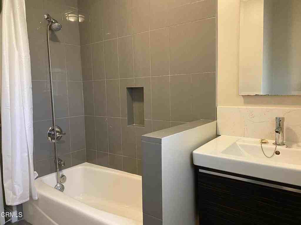 1730 Sharon Place #1730 - Photo 6 of 9