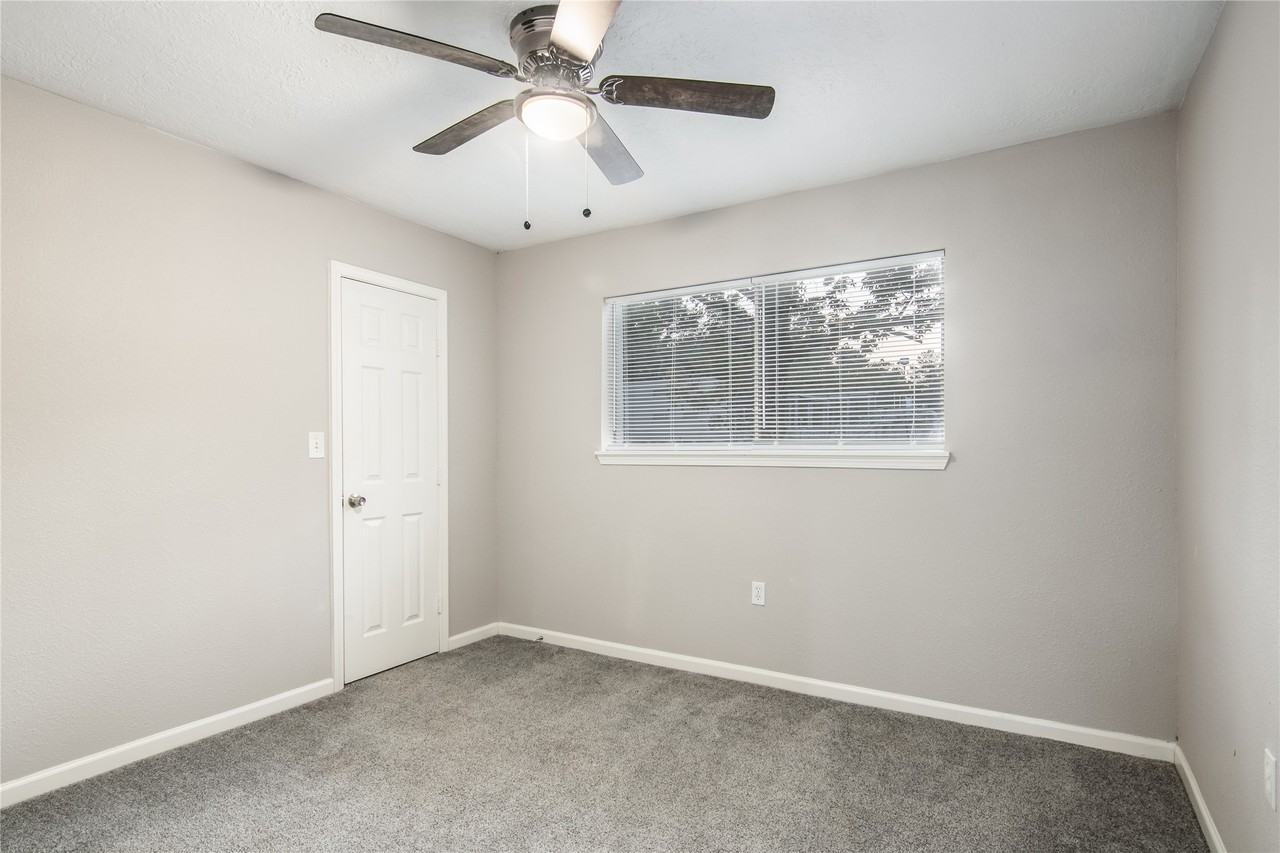 1702 Athens Drive #1702 - Photo 5 of 25