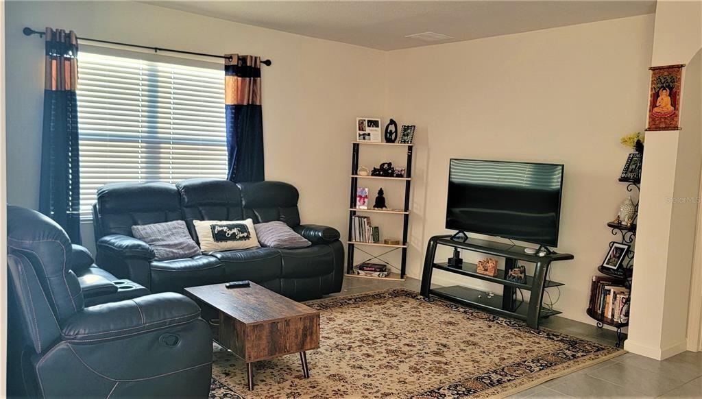 978 Remington Green Drive #978 - Photo 2 of 10