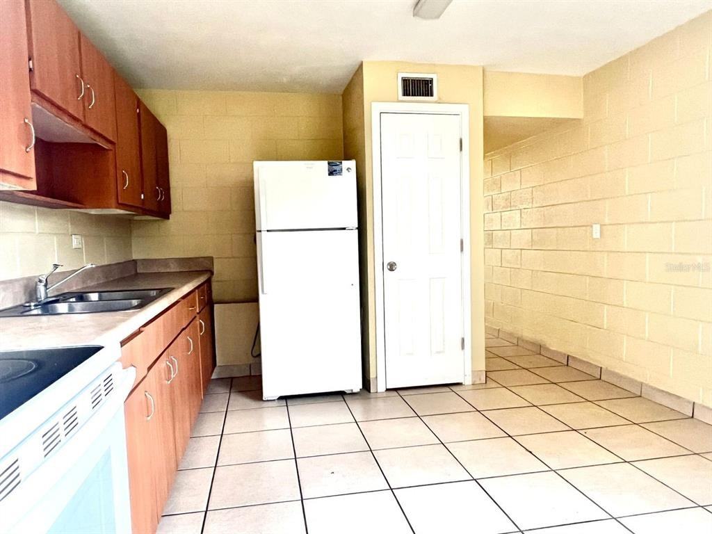 South Martin Luther King Jr Boulevard #706A3 - Photo 6 of 14