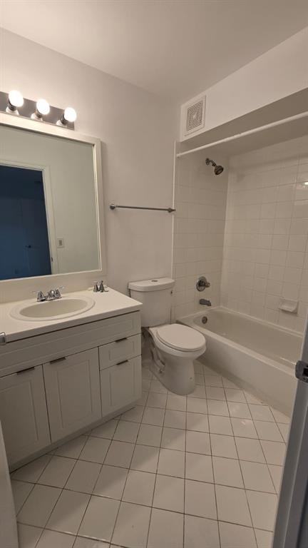 2213 Salerno Cir #2213 - Photo 5 of 14